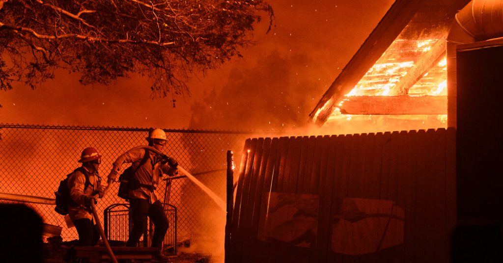 Pengarahan Kamis: Los Angeles Memerangi Kebakaran Hutan yang Mematikan