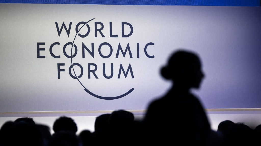 Perekonomian yang melambat tidak meredupkan daya tarik India di Davos