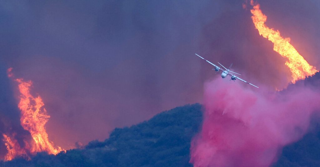 Pink Fire Retardant, Senjata Kebakaran Hutan yang Dramatis, Menimbulkan Bahayanya Sendiri