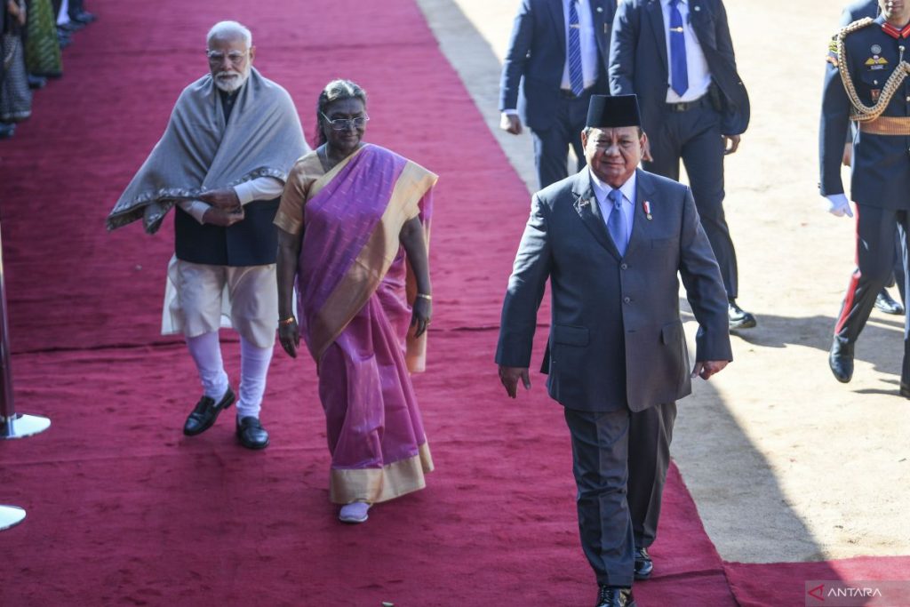 Prabowo memperingati Hari Republik India ke-76 saat bertemu dengan PM Modi