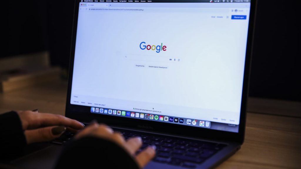 Regulator antimonopoli Inggris membuka penyelidikan terhadap layanan pencarian Google