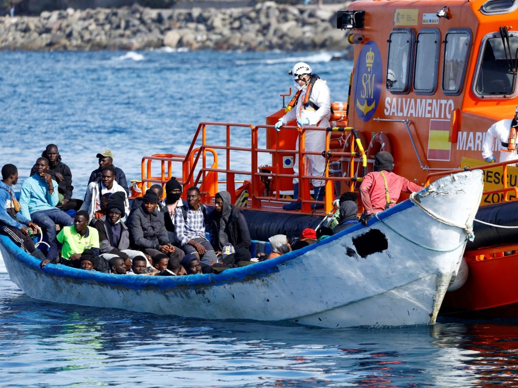 Rekor jumlah migran, pengungsi mencapai Kepulauan Canary melalui laut pada tahun 2024 | Berita Migrasi