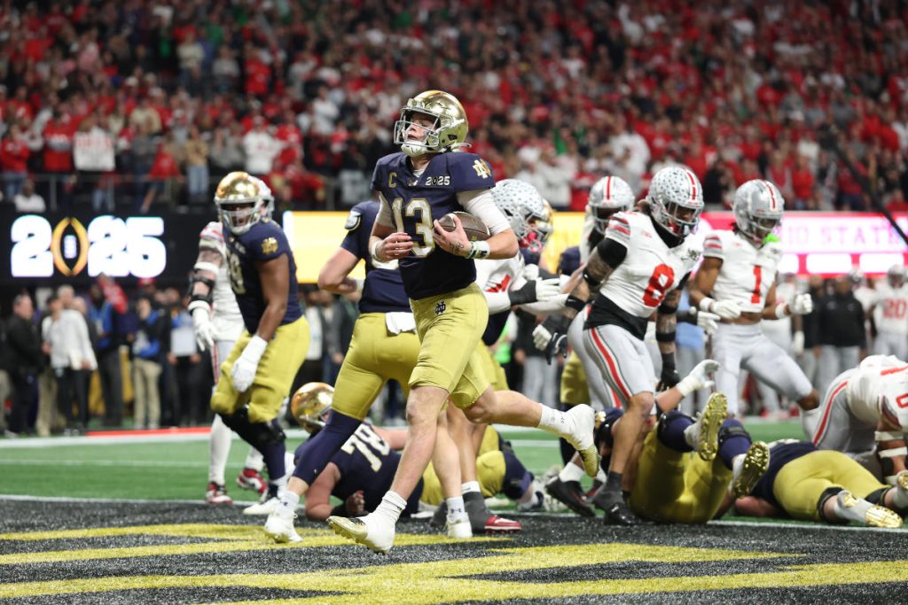 ‘Sling the rock and trust your guys’: Bagaimana Riley Leonard menjadikan dirinya legenda Irlandia meskipun Notre Dame kehilangan gelarnya