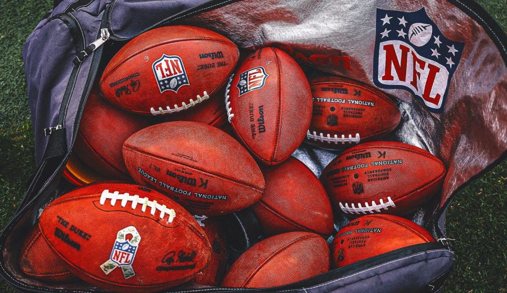 Super Bowl Footballs siap untuk pergi dalam beberapa jam setelah pertarungan ditetapkan