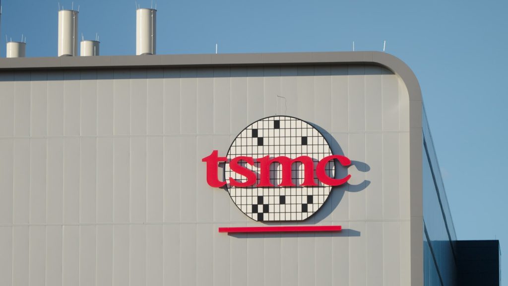 TSMC yakin akan kelanjutan pendanaan CHIPS Act di bawah Trump, kata CFO