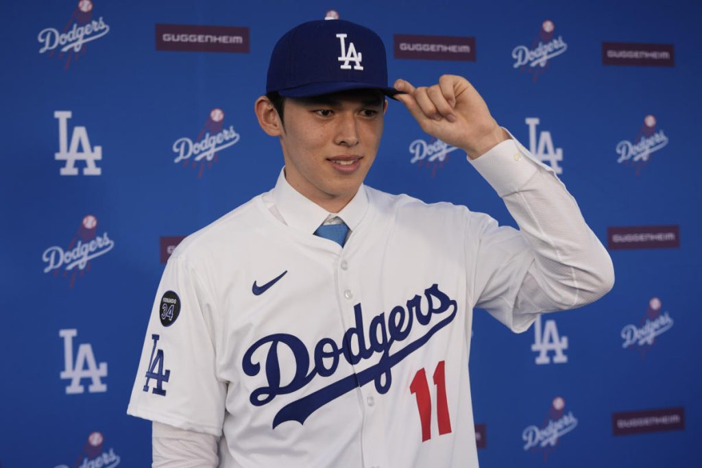 The Dodgers dapat secara resmi mendapatkan draft pick jika Roki Sasaki memenangkan Rookie of the Year