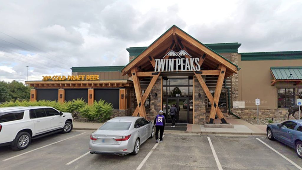 Twin Peaks go public, Panera, Fogo de Chao Pertimbangkan IPOS