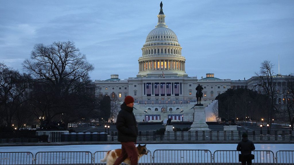 44% dari pemilik restoran Washington DC berpikir mereka akan tutup pada tahun 2025