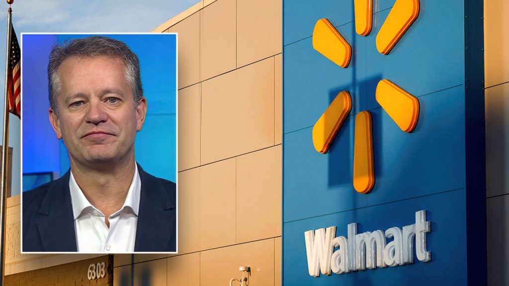 Walmart menghadapi reaksi balik atas pembalikan kebijakan DEI karena pemegang saham dan pejabat Dem mendesak mereka untuk mempertimbangkan kembali