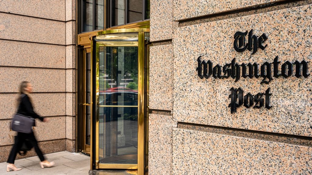 Washington Post memulai PHK, memangkas 4 persen tenaga kerja