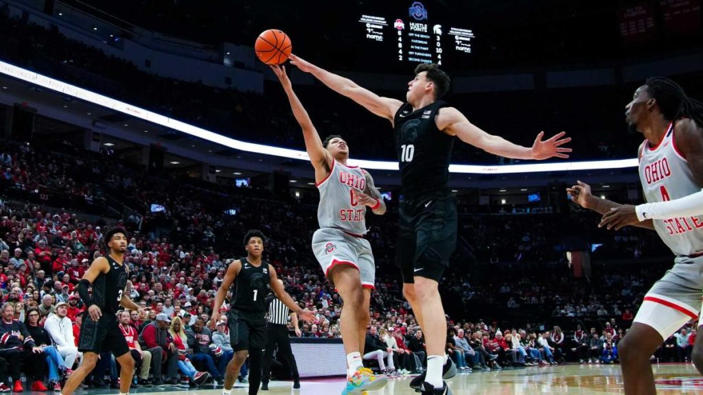 Zapala mencetak 15 poin tertinggi musim ini saat Michigan State No. 18 menahan Ohio State 69-62