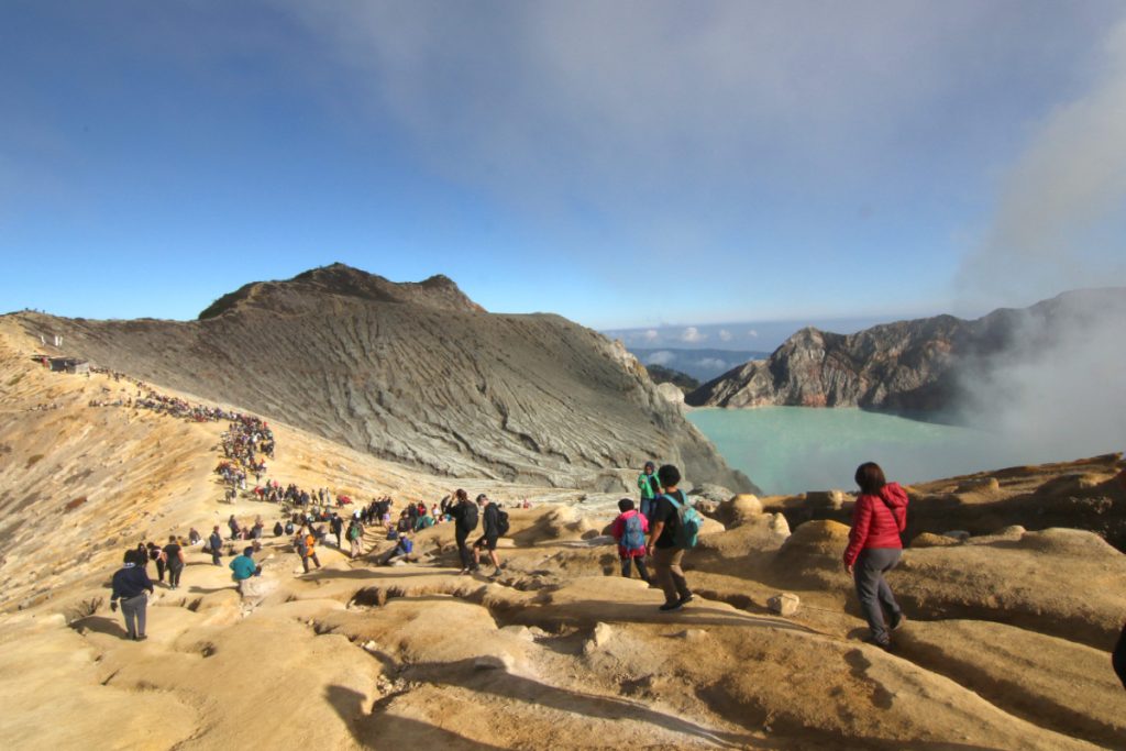 13 Gunung Yang Cocok UNTUK Pendaki Pemula