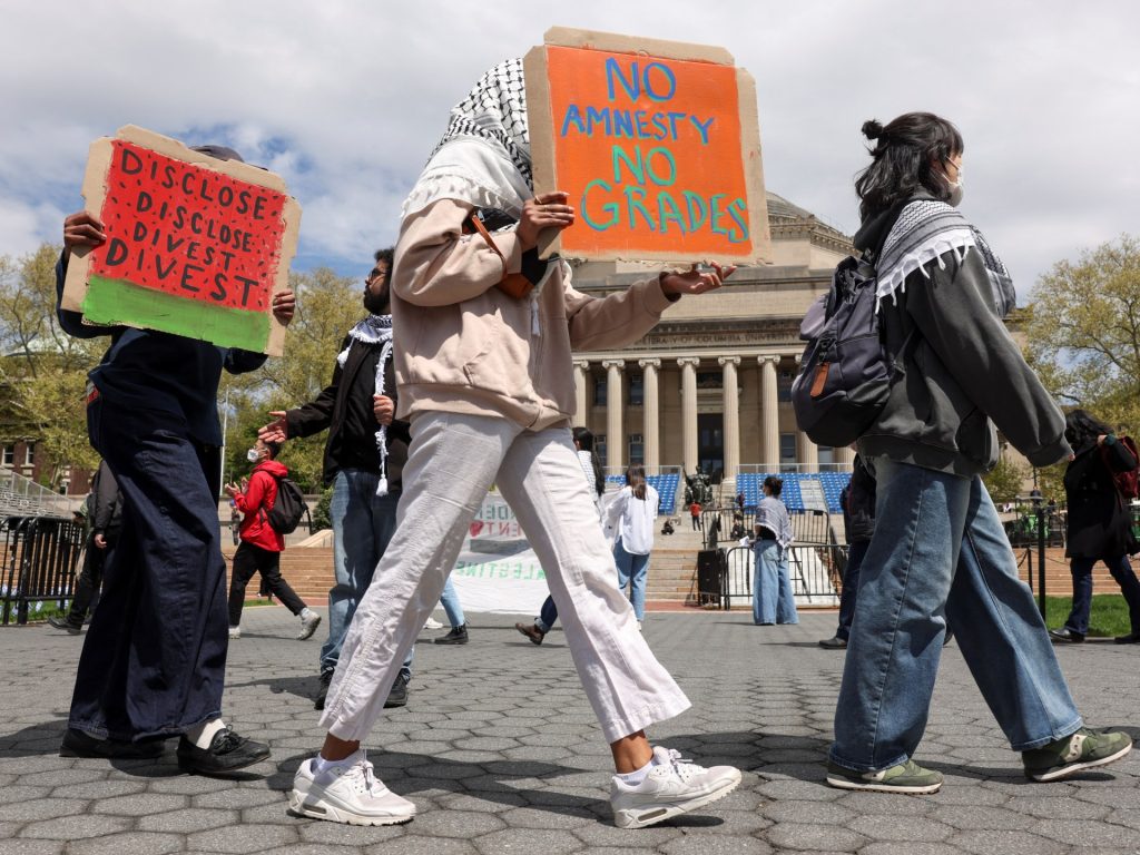 Advokat memperingatkan ancaman Trump untuk mendeportasi siswa pro-palestina membahayakan semua | Donald Trump News