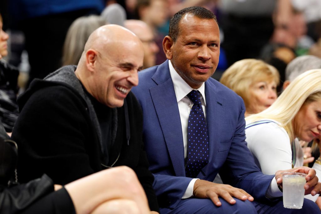 Alex Rodriguez, Marc Lore ditetapkan untuk mengambil kepemilikan mayoritas Timberwolves, Lynx setelah menang dalam arbitrase