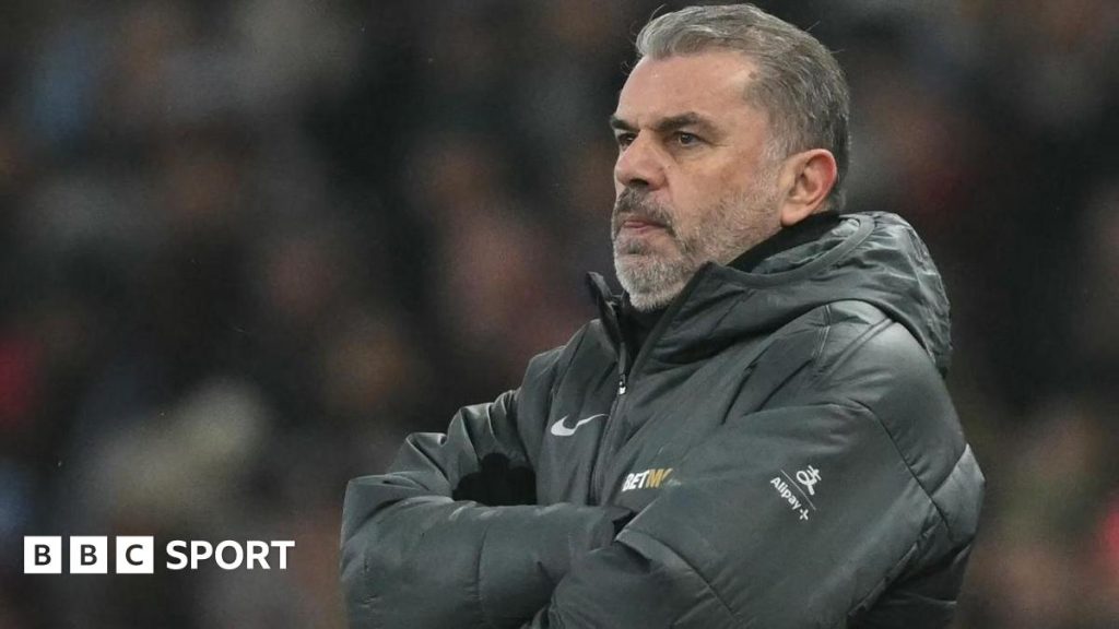 Ange Postecoglou: ‘Hakim saya tetapi jangan mengkritik pemain Spurs saya yang luar biasa’