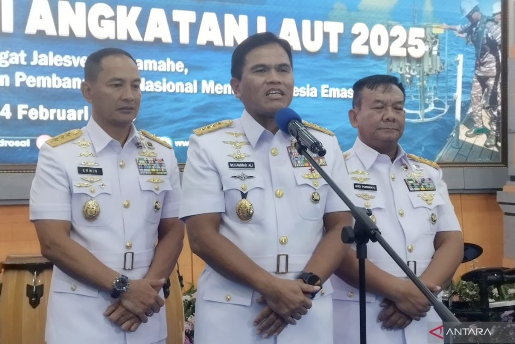 Angkatan Laut Indonesia menghilangkan 20 kilometer pagar laut di perairan tangerang