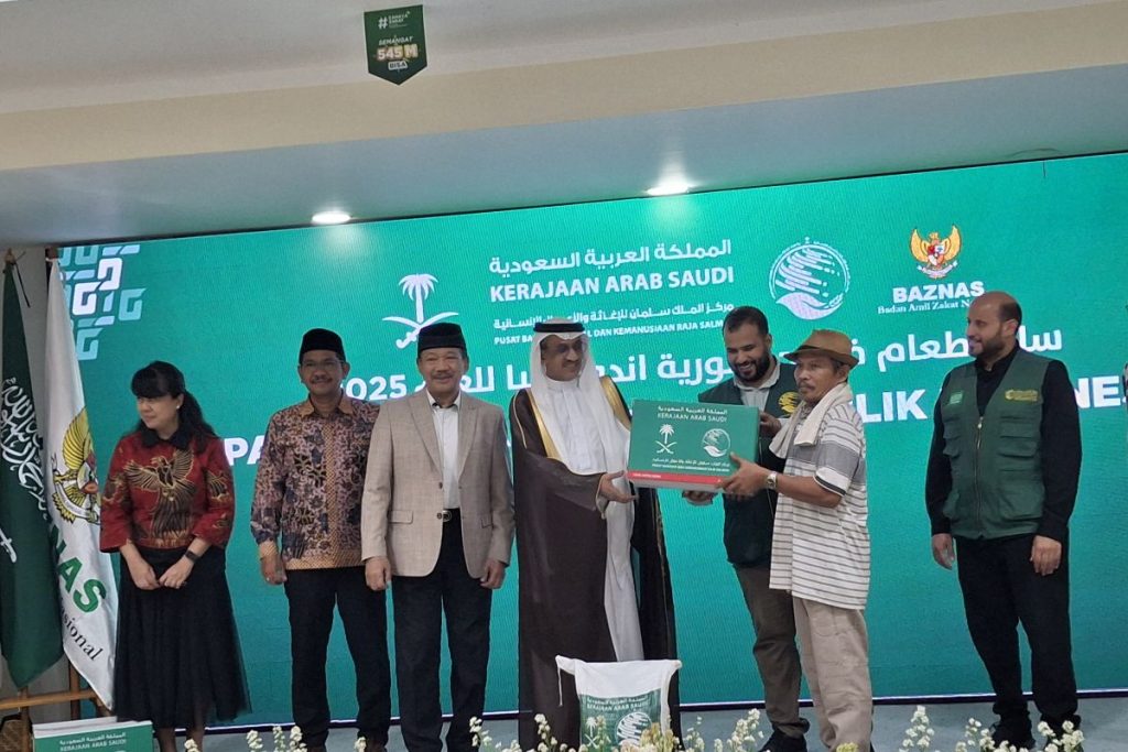 Arab Saudi menyediakan 7.911 paket bantuan makanan ke Indonesia