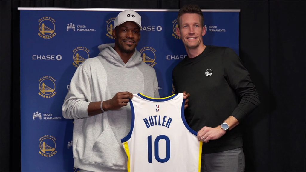 Bagaimana para ahli NBA menilai perdagangan blockbuster Warriors untuk Butler