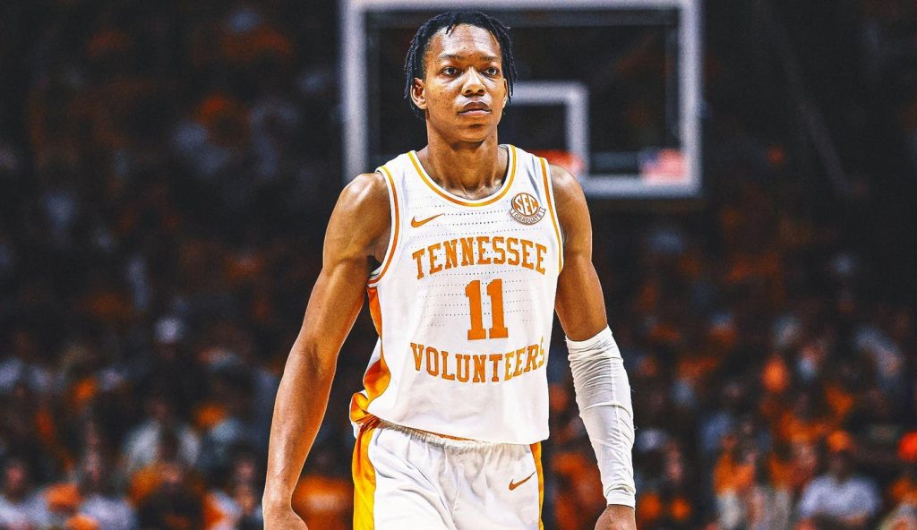 Chaz Lanier, Jordan Gainey Lift No. 8 Tennessee atas No. 5 Florida, 64-44