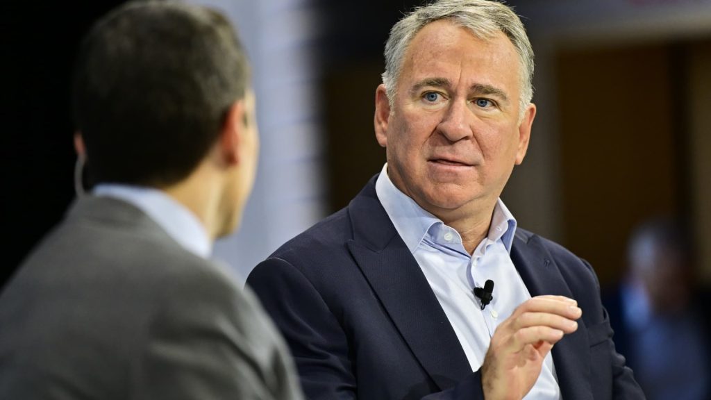 Dana lindung nilai mutistrategy Ken Griffin di Citadel naik 1,4% pada Januari yang mudah menguap