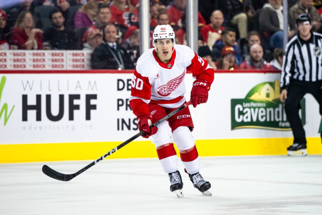 Detroit Red Wings menugaskan Dominik Shine ke Grand Rapids