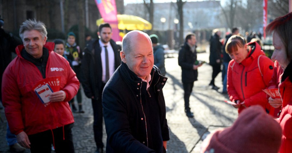 Di tali, Olaf Scholz terus meninju