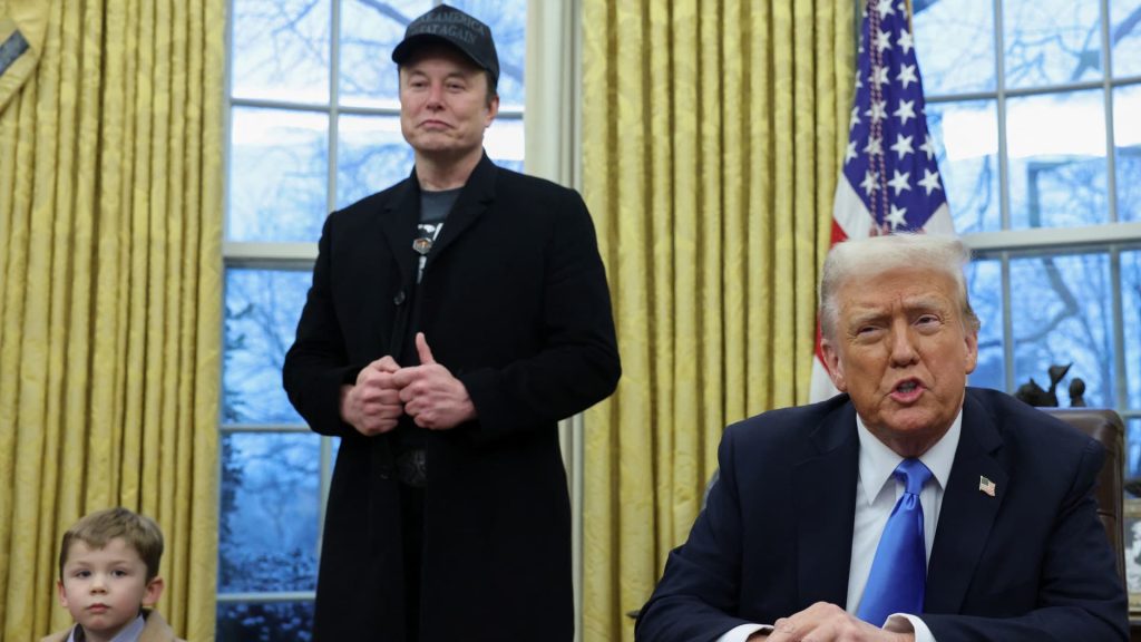 Elon Musk akan memeriksa dengan Trump tentang Ide Pengembalian Pajak dari Tabungan Doge