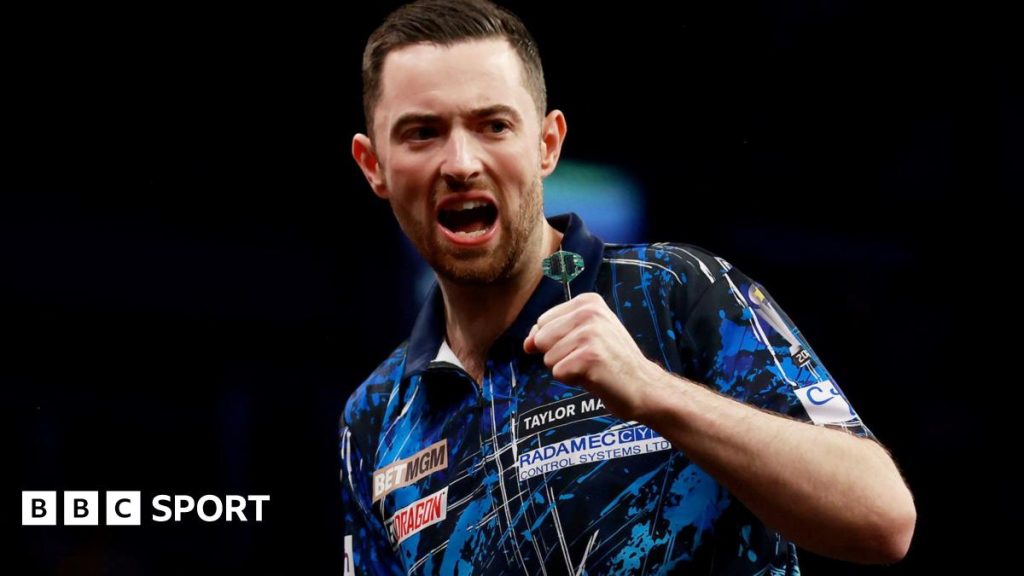 Hasil Dart Liga Premier: Luke Humphries mengalahkan Chris Dobey untuk kemenangan Belfast, Luke Littler kalah