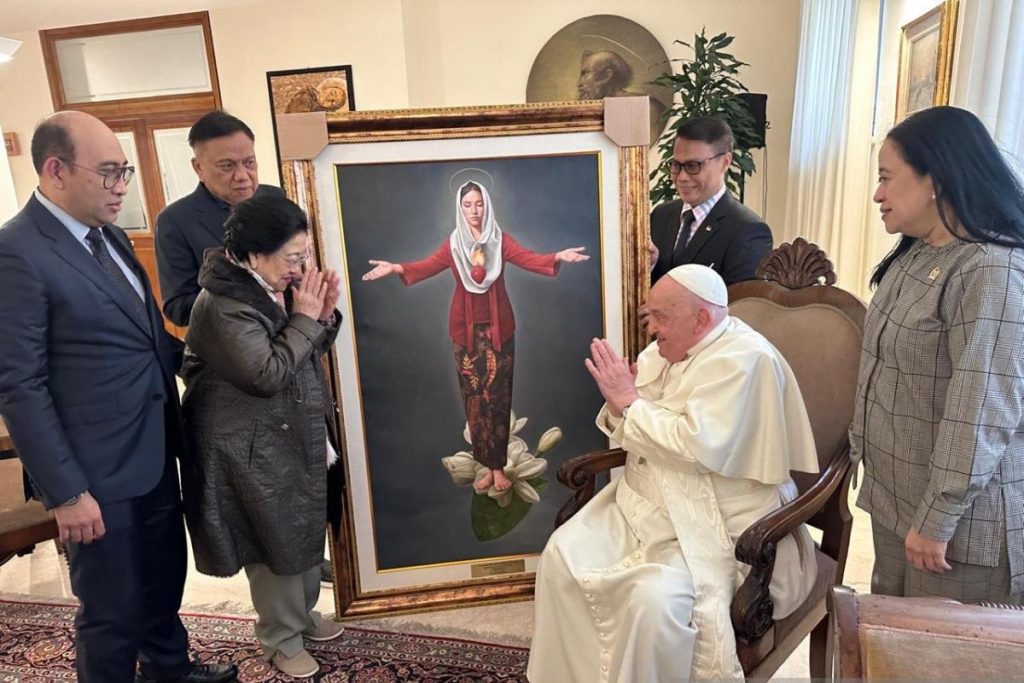 Indonesia’s Megawati, Pope Francis discuss global warming in Vatican