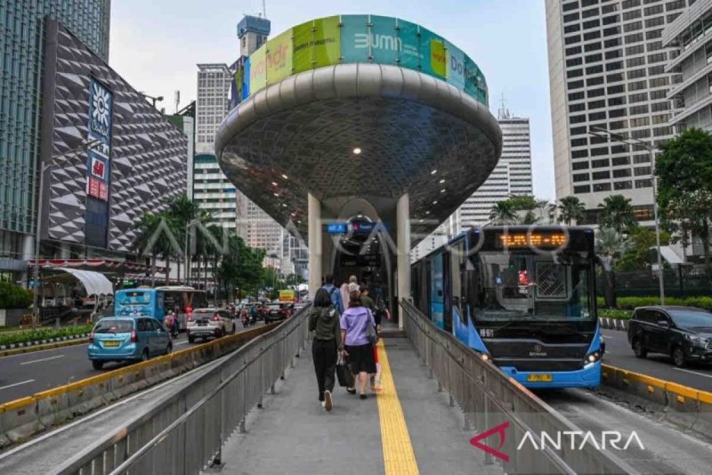 Jakarta menyiapkan kebijakan untuk transportasi umum gratis