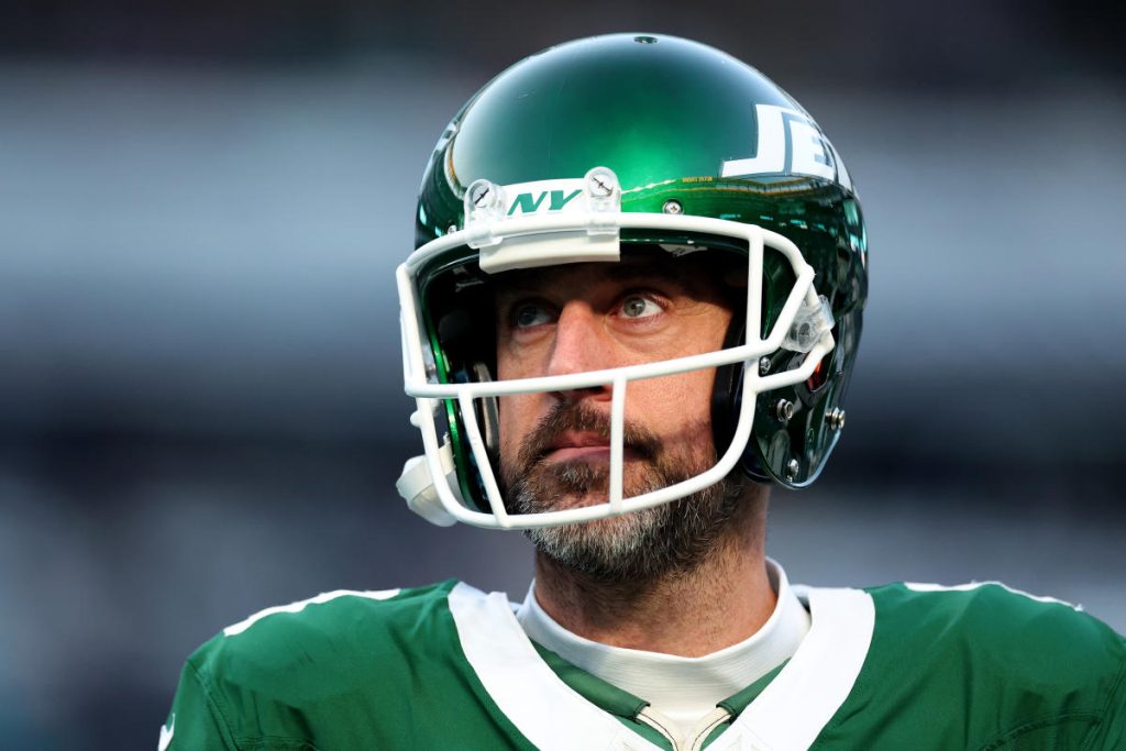 Jets dilaporkan memberi tahu Aaron Rodgers bahwa dia tidak bisa tampil di ‘McAfee’ lagi, harus menghadiri semua praktik sebelum split