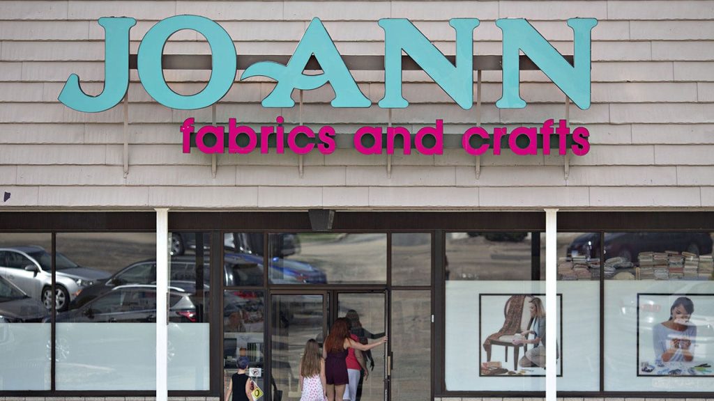 Joann Fabrics and Crafts Stores Mematikan semua lokasi setelah pengajuan kebangkrutan