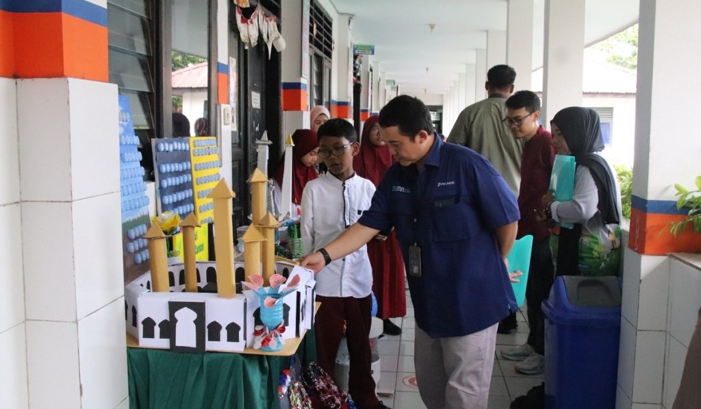 KEGIatan Daur Ulang Bantu Tingkatkan Kepedulian Anak Pada Lingungan