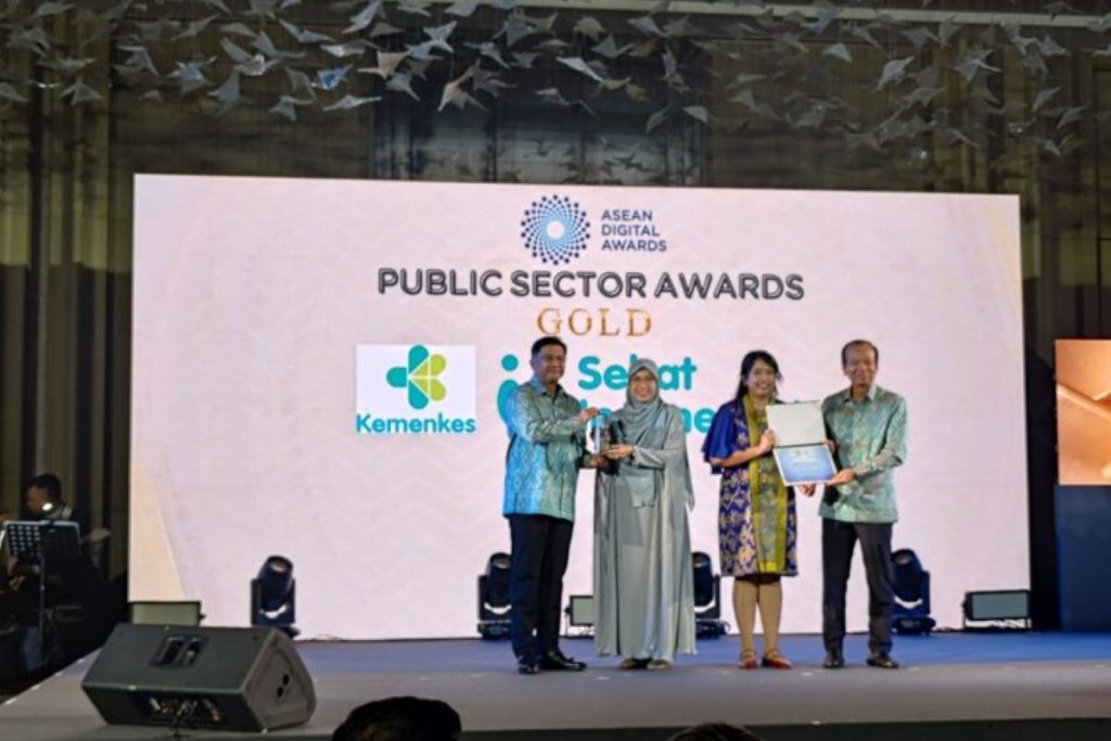 Kementerian Kesehatan Memenangkan Penghargaan untuk Asik di ASEAN Digital Awards