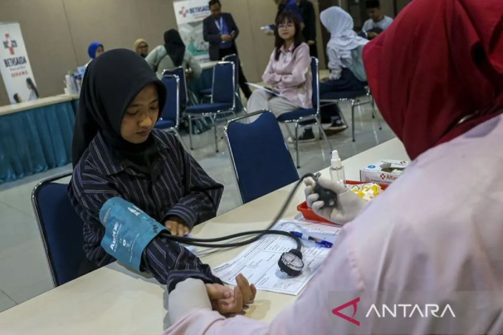 Indonesia memperluas cek kesehatan gratis kepada siswa mulai bulan Juli