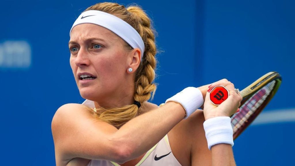 Kvitova melanjutkan bermain setelah kelahiran putranya