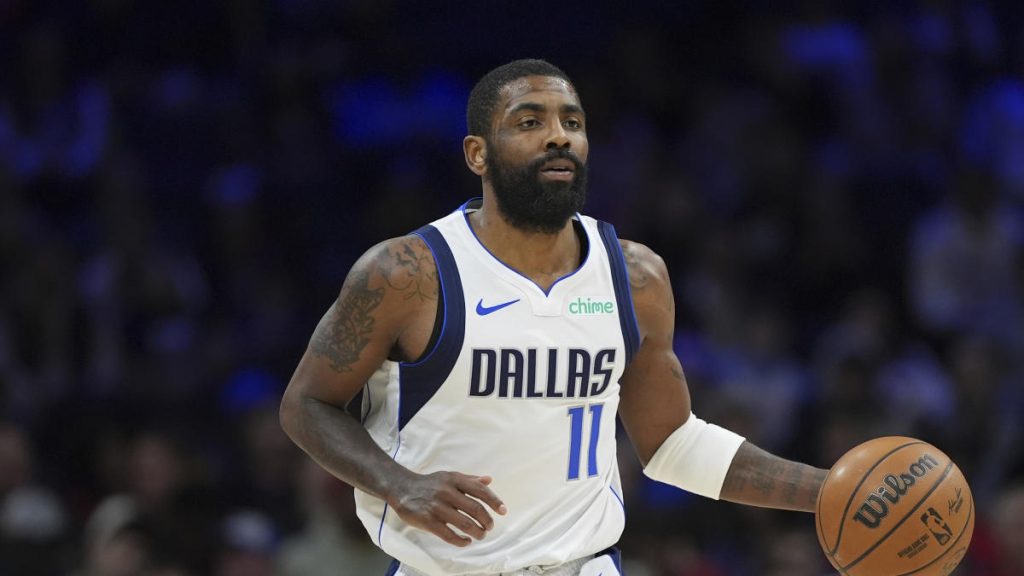 Kyrie Irving Untuk menggantikan rekan setim Mavericks yang cedera Anthony Davis di daftar NBA All-Star