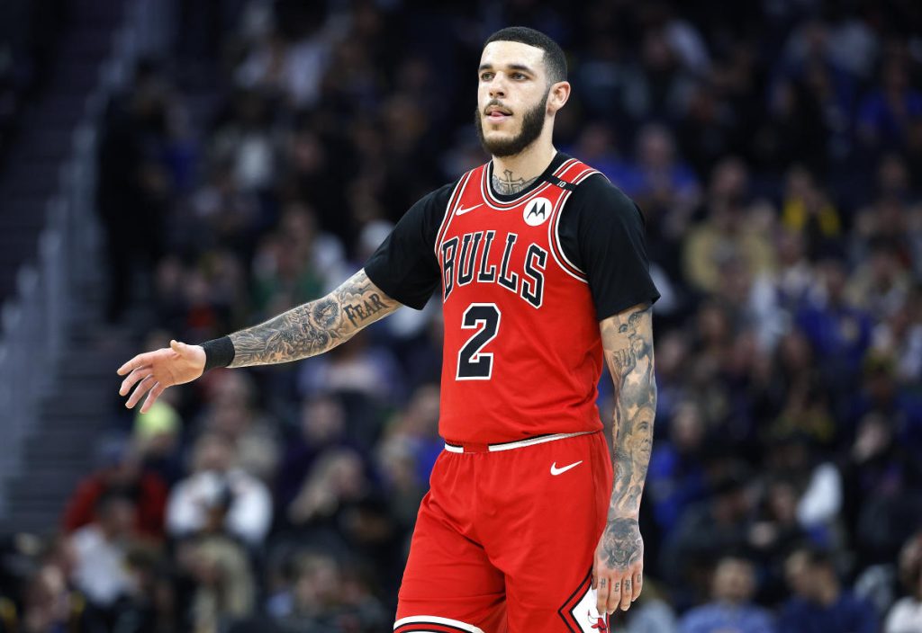 Lonzo Ball mencapai perpanjangan 2 tahun, $ 20 juta dengan Bulls di tengah pembicaraan perdagangan