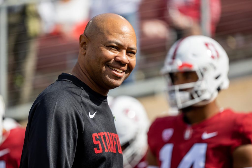 Mantan pelatih Stanford David Shaw menjadi koordinator permainan lulus Lions