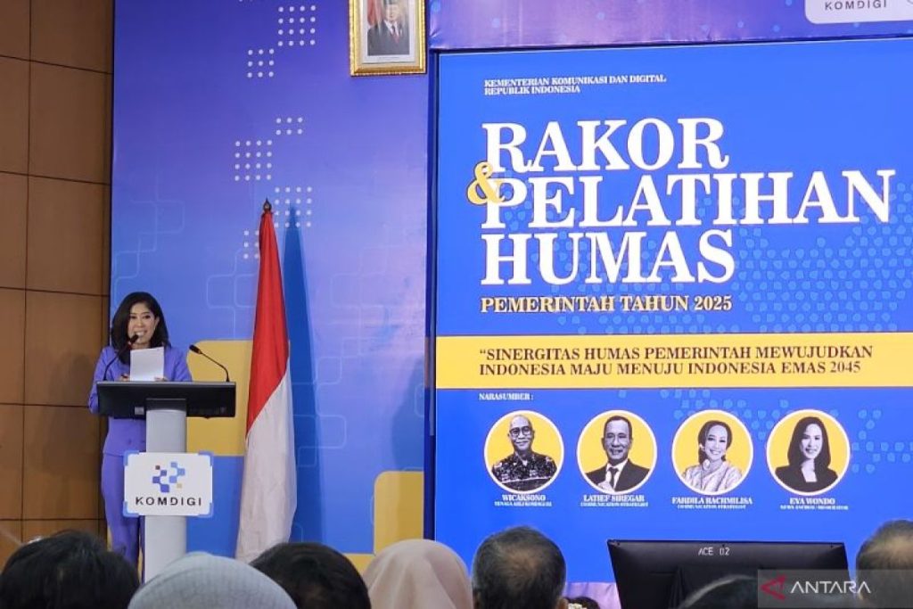 Media Sosial Aktif Vital untuk Connect Publik Pemerintah: Menteri