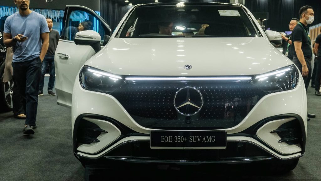 Mengapa Sistem Bantuan Pengemudi Mercedes-Benz peringkat lebih tinggi dari Tesla