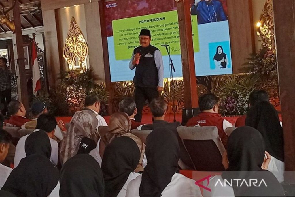 Menteri mengumumkan peluncuran data sosial ekonomi tunggal nasional