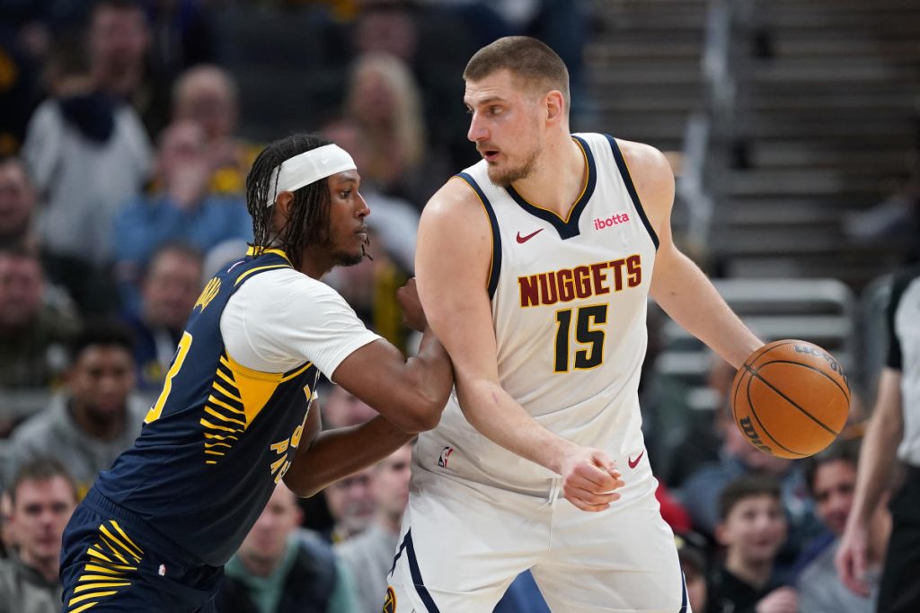 Nikola Jokić menjatuhkan karir tertinggi 19 assist saat memimpin Nuggets Past Pacers