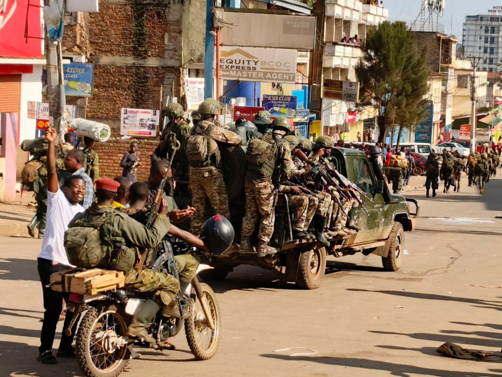 Pemberontak M23 mengencangkan cengkeraman mereka di kota besar di DRC Timur | Dalam Berita Gambar