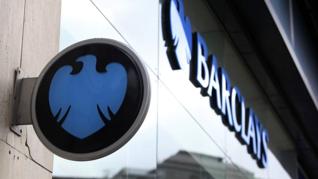 Penghasilan Barclays Q4 2024