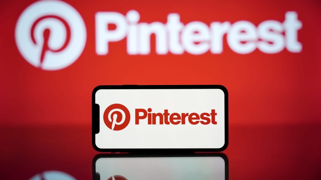 Pinterest Saham melonjak 20% setelah perusahaan mengalahkan pendapatan kuartal keempat