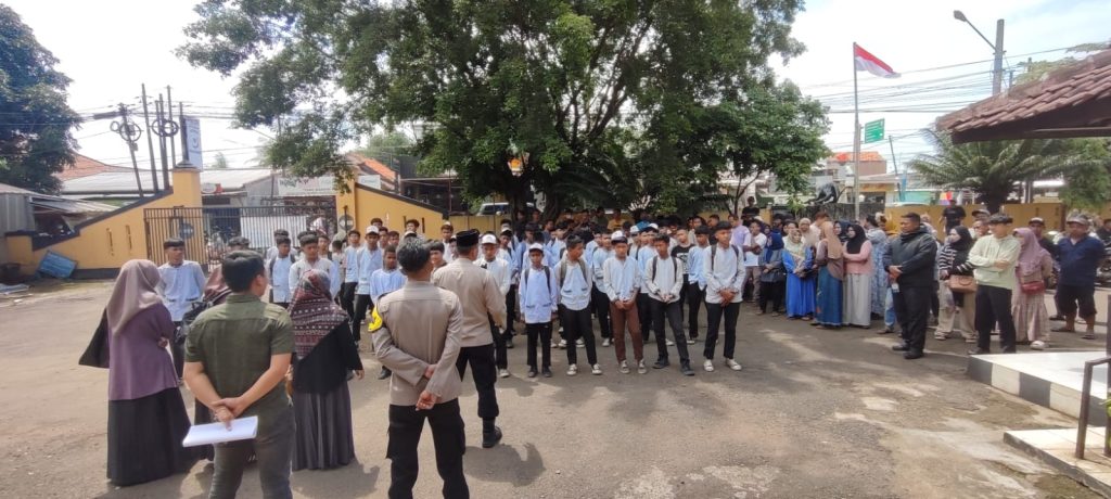 Polsek Pagaden Tangkap Pelajar yang Diduga akan Tawuran