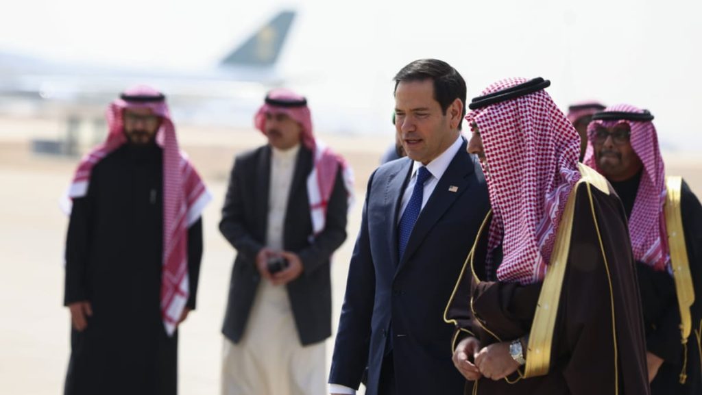 Rubio tiba di Arab Saudi sebelum Rusia berbicara untuk mengakhiri perang Ukraina