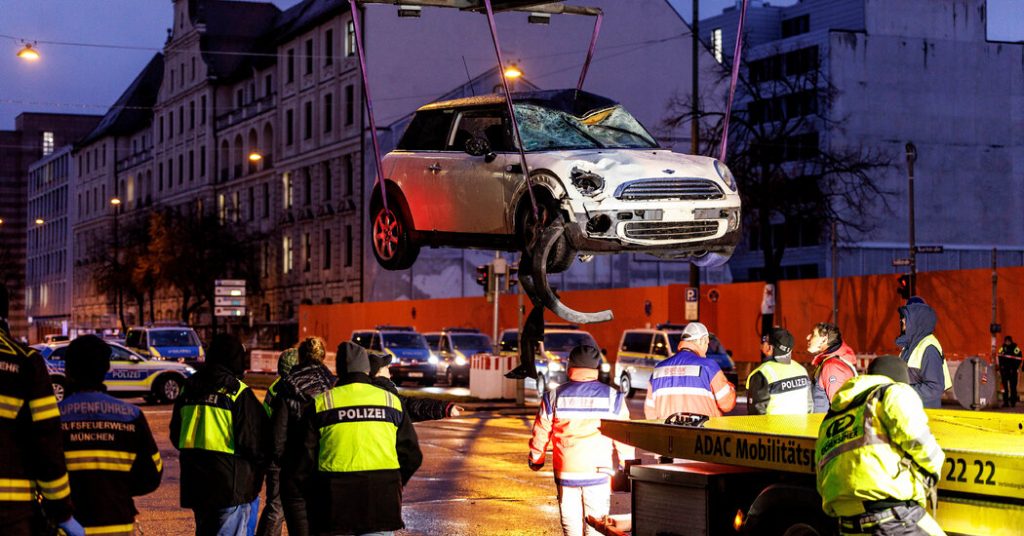 Serangan mobil Munich melukai puluhan: apa yang kita ketahui