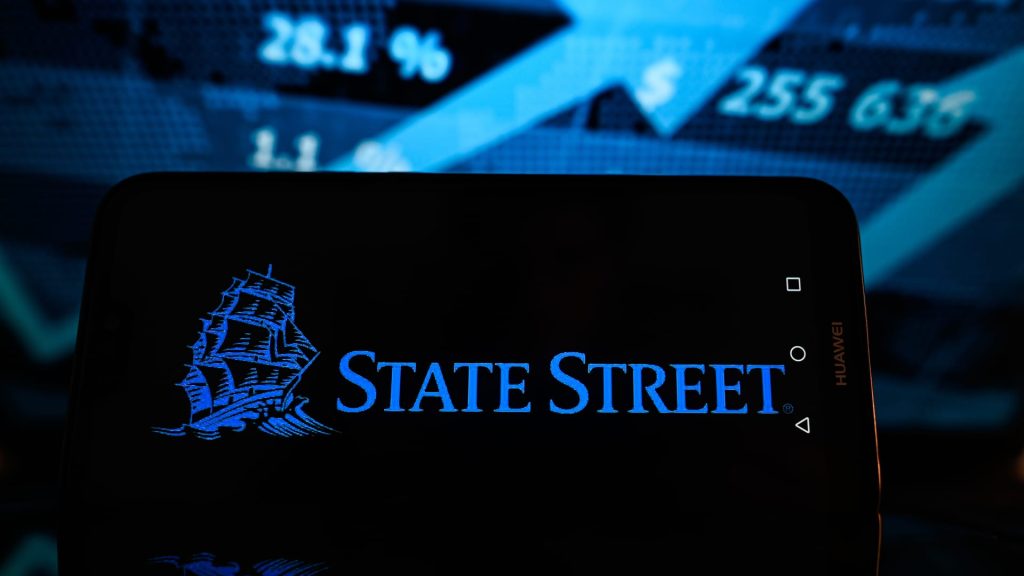 State Street, APOLLO bekerja sama untuk meluncurkan pertama dari jenis kredit privatnya ETF